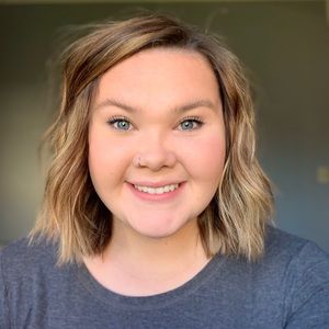 Meet your Posher, Brooke